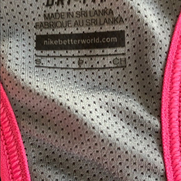 Nike running top - Picture 3 of 7